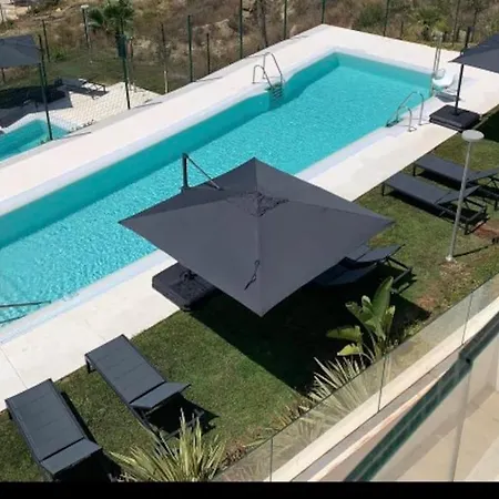 דירה Prachtig Met Zeezicht In Costa Del Sol אסטפונה